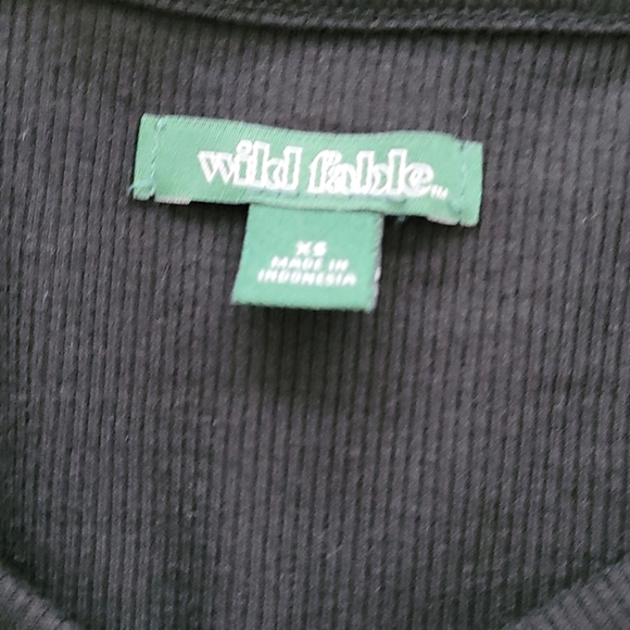 Wild Fable Black Ribbed Long Sleeve Crop Top with Snap Buttons - Picture 4 of 4